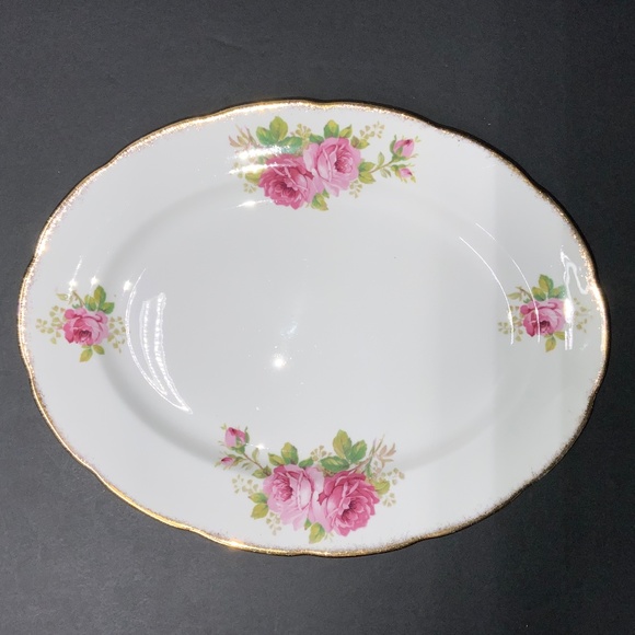 Royal Albert American Beauty 12 3/4  x 10 Inch Oval Pink Flowers Platter - EUC! - Picture 1 of 4